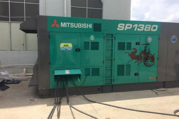 望江为什么有些柴油发电机组的输出电压可以调节？