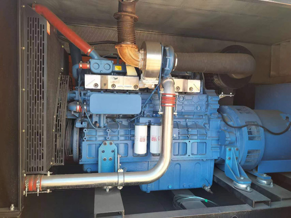 望江燃油消耗率与进气温度的具体关系是什么？