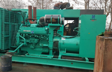 望江发电机组如何判断水冷式机油散热器内部是否需要清洗?